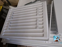 Set radiatoren met bevestigingsmateriaal - afbeelding 3 van  9