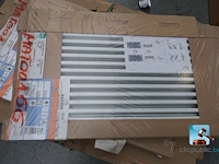 Set radiatoren met toebehoren - afbeelding 3 van  10