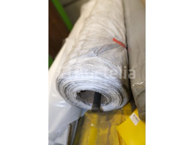 Set rollen stoffen, papier, allerlei kunststoffen - afbeelding 2 van  6