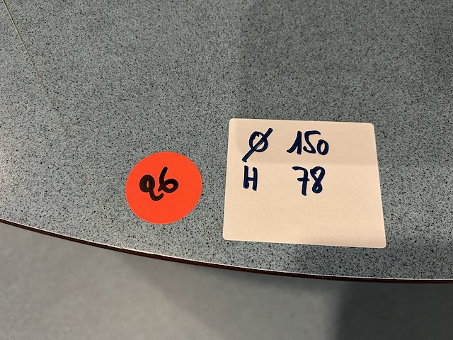 Set ronde tafels (2) - afbeelding 3 van  4