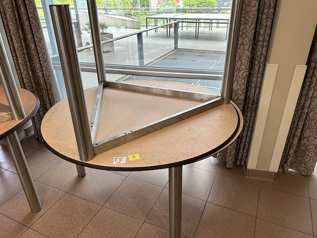 Set ronde tafels (2) - afbeelding 2 van  2