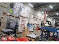 Set sanitaire voorzieningen en accessoires - afbeelding 2 van  15