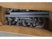 Set sanitaire voorzieningen en accessoires - afbeelding 9 van  15