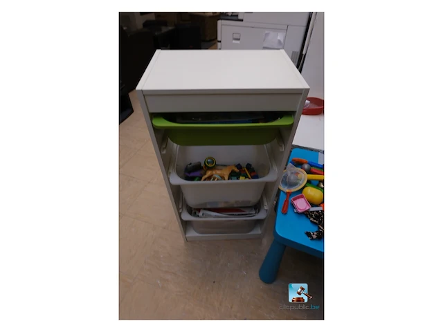 Set spelletjes voor kinderen - afbeelding 7 van  8