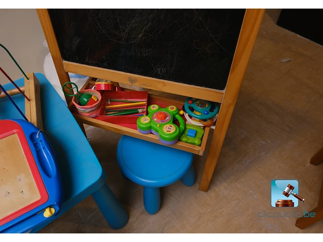 Set spelletjes voor kinderen - afbeelding 8 van  8