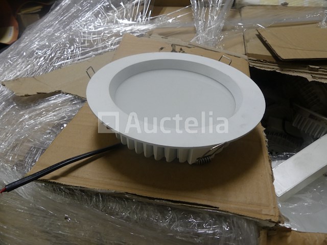 Set spotlights en diverse inbouwlampen (ref: 010728-024) - afbeelding 12 van  13