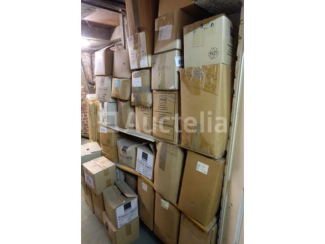 Set stijlen en diverse beslagen - afbeelding 4 van  18