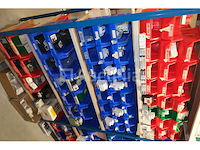 Set stroomonderbrekers en diverse elektrische accessoires - afbeelding 8 van  32