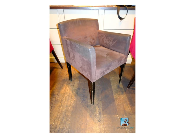 Set tafels en stoelen - afbeelding 2 van  12