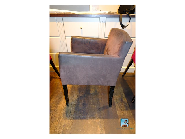 Set tafels en stoelen - afbeelding 4 van  12