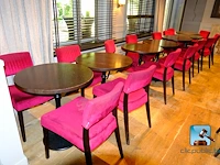Set tafels en stoelen - afbeelding 1 van  10