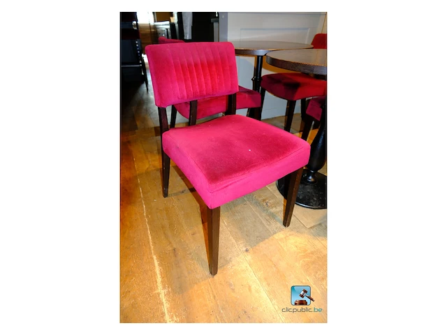 Set tafels en stoelen - afbeelding 7 van  10