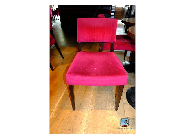 Set tafels en stoelen - afbeelding 8 van  10