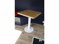 Set tafels en stoelen - afbeelding 2 van  6