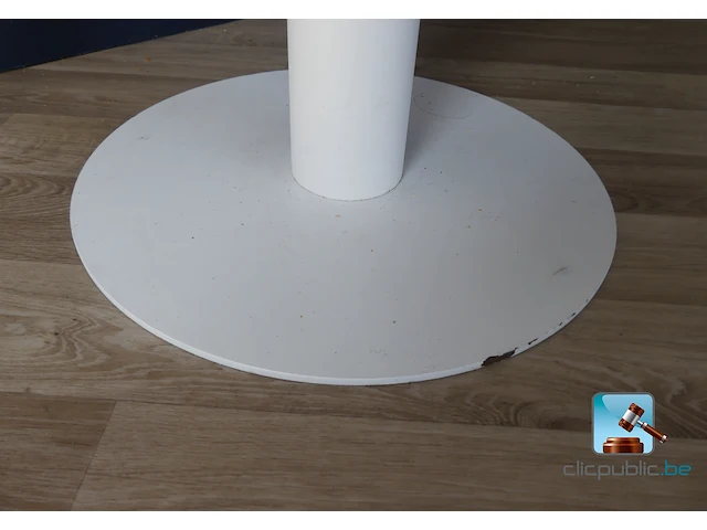 Set tafels en stoelen - afbeelding 4 van  6