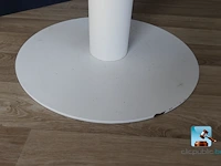 Set tafels en stoelen - afbeelding 4 van  6