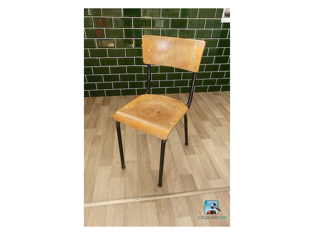 Set tafels en stoelen - afbeelding 6 van  6