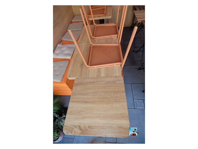 Set tafels en stoelen - afbeelding 6 van  8
