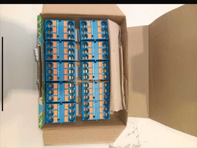 Set van 10 ptfix 6x10/s-ns35a bu klepblokken (10x) - afbeelding 2 van  2