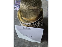 Set van 10 studentenhoeden - nieuw set van 12 bolhoeden - nieuw set van 9 bolhoeden - nieuw set van 12 bolhoeden - nieuw set van 6 carnival kokshoeden - nieuw set van 3 luxe carnavalshoeden - nieuw set van 9 franse supporter pets - gloednieuw set van 18 diverse carnavalshoeden - afbeelding 7 van  7