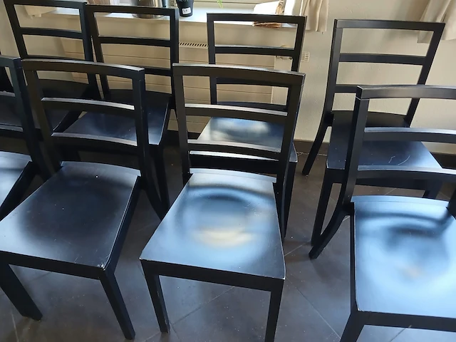 Set van 10 zwarte houten bistrostoelen - afbeelding 1 van  3