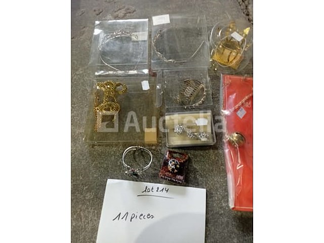 Set van 11 luxe oorbellendoosjes - nieuw set van 11 diverse sieradendoosjes - nieuw lot van 75 diverse sieradenpakketten - gloednieuw - afbeelding 2 van  6