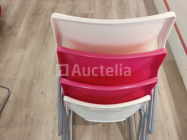 Set van 14 professionele stapelstoelen - afbeelding 3 van  6