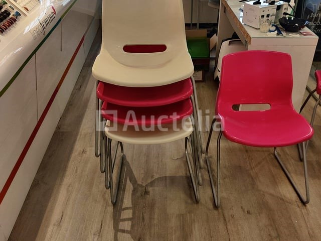 Set van 14 professionele stapelstoelen - afbeelding 5 van  6