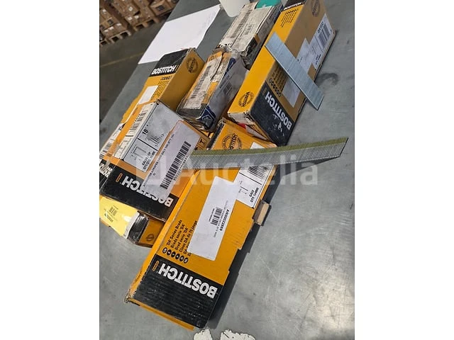 Set van 15 dozen gegalvaniseerde nietjes en spijkers - afbeelding 3 van  3