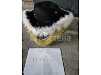 Set van 15 musketiershoeden - nieuw set van 8 musketiershoeden - nieuw set van 14 musketierhoeden - nieuw set van 5 musketiers hoeden - nieuw set van 3 dartagnan hoeden - nieuw set van 5 zorro-hoeden - nieuw - afbeelding 3 van  6