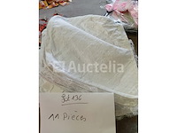 Set van 160 carnavalshoeden of andere - nieuw set van 22 harde kartonnen cowboyhoeden - nieuw set van 11 boerencarnavalshoeden - nieuw set van 7 jester carnival-hoeden - nieuw set van 6 carnavalshoeden - nieuw set van 13 schuimen kermishoeden in verschillende kleuren - nieuw - afbeelding 3 van  6