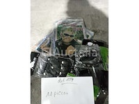 Set van 17 egyptische carnavalsborstplaten - nieuw set van 8 egyptische carnavalsaccessoires - nieuw set van 37 messen zwaarden speelgoed diverse kinderen - nieuw set van 11 sets verschillende kermisaccessoires - nieuw set van 34 pakketten met diverse kermisartikelen - nieuw set van 10 diverse carnavalsitems - nieuw - afbeelding 1 van  6