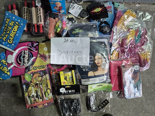 Set van 17 pakjes diverse kermisfeestcadeautjes - nieuw set van 49 pakjes glitter cheerleader baton - nieuw set van 48 pakketten carnival en andere diverse items - nieuw set van 30 carnaval en andere diverse items - nieuw - afbeelding 4 van  4