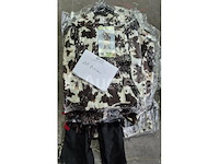 Set van 18 diverse carnavalskostuums - nieuw set van 7 diverse kinderkermiskostuums - nieuw set van 3 volwassen woensdagcarnavalskostuums - nieuw set van 11 kids cowboy carnival kostuums - nieuw set van 9 indian carnival kids kostuums - nieuw set van 8 kinderkermiskostuums - nieuw - afbeelding 6 van  8