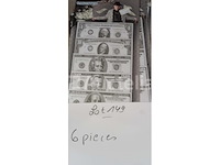 Set van 18 pakjes nepkunstgebitten - nieuw set van 60 pakjes nep vingerknipsels stuffing and catches - nieuw set van 12 pakjes tribale lange handschoenen - nieuw set van 6 pakjes namaakbiljetten - gloednieuw set van 14 pakjes nep-fopspenen - nieuw set van 8 diverse riempakketten - nieuw set van 4 duivelsstaarten - nieuw set van 6 pakken van 2 carnival vikinglaarzen gaiters - nieuw - afbeelding 5 van  10