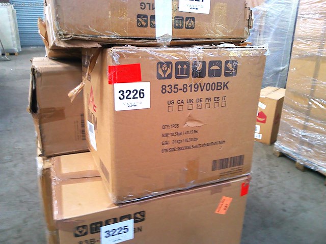 Set van 2 barstoelen, krukje op instelbare hoogte van zwarte synthetische bekleding - afbeelding 6 van  6