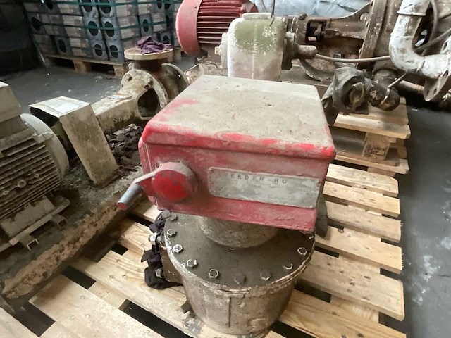 Set van 2 centrifugale pompen pompen - afbeelding 7 van  17