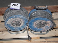 Set van 2 kabelhaspels - afbeelding 1 van  1