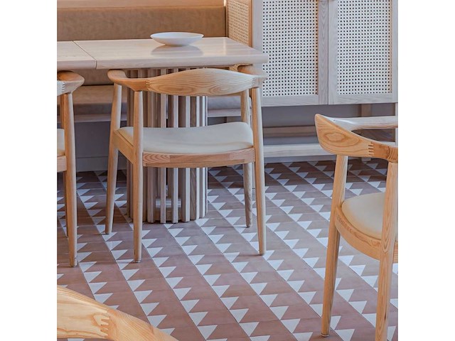Set van 2 pp503 natuurlijk houten frame en witte leren stoel - afbeelding 4 van  7