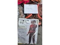 Set van 23 pakketten carnival en andere diverse items - nieuw set van 10 pakjes deco garen banners - nieuw set van 41 paar diverse kermisbrillen - nieuw set van 17 kostuums, diverse carnavalsaccessoire zie foto - nieuw - afbeelding 2 van  3