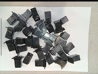 Set van 233 rj45 cat 6 schuine bulkhead-oogjes – zwart (233x) - afbeelding 2 van  3