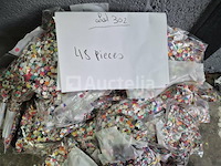 Set van 24 flessen carnival serpentine spray in verschillende kleuren - nieuwe set van 10 pakjes confetti 1 kg (totaal 10 kilo confetti) - nieuwe set van 48 pakjes confetti - nieuw - afbeelding 2 van  3
