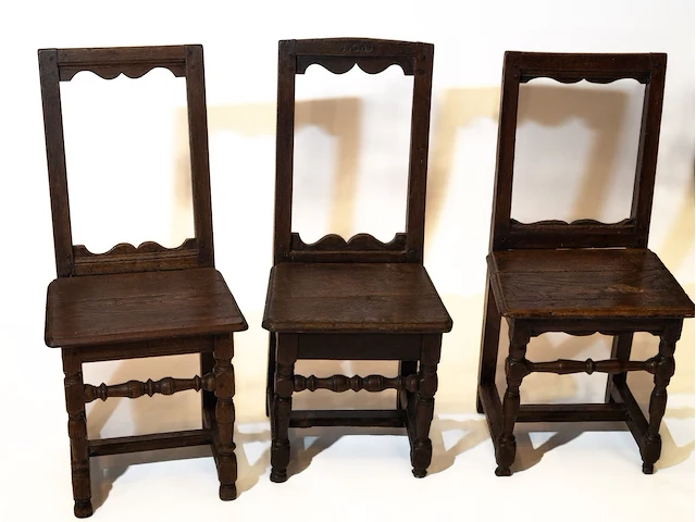 Set van 3 antieke eiken bidstoelen - afbeelding 1 van  1