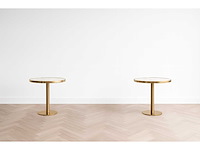 Set van 3 bruno eettafeltafels: 2 van 60 cm in diameter en 1 van 100 cm in diameter: gouden poot en massief wit synthetisch marmer - afbeelding 8 van  8