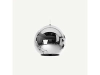 Set van 3: een tulpenstoel - een architectentafellamp - een zilveren kap 25 lamp. m - afbeelding 3 van  4