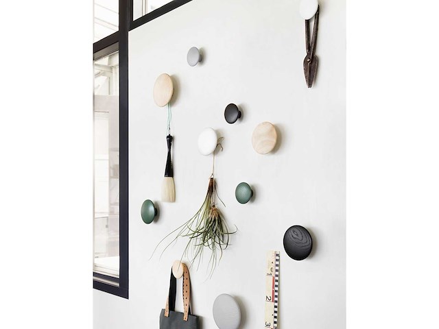 Set van 3 kleurrijke houten wandjassenrekken - afbeelding 2 van  4