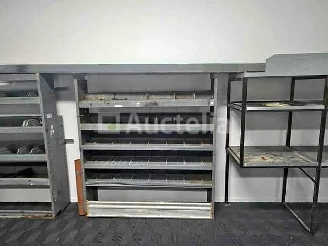 Set van 3 metalen planken voor een utility pickup truck - afbeelding 1 van  5