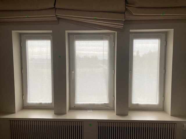 Set van 3 ramen inclusief glasgordijnen + 1 vliegraam - afbeelding 1 van  3