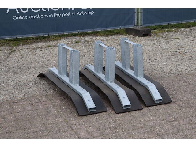 Set van 3 stalen sneeuw- en voerschuiven nieuw - afbeelding 1 van  1