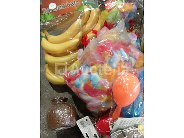 Set van 33 pakketten met diverse kermisitems - nieuw set van 27 paar diverse brillen - nieuw set van 9 grote carnavalsfopspenen - nieuw set van 20 carnavalstokken - nieuw set van 9 packs feestdecoratie-items - nieuw set van 12 belgische supporter bloemenkettingen - nieuw - afbeelding 3 van  7